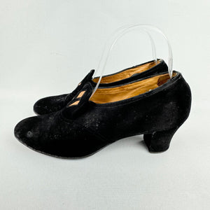 Original 1940's CC41 Black Suede Court Shoes with Brown Leather Trim - UK 5  - AS IS *