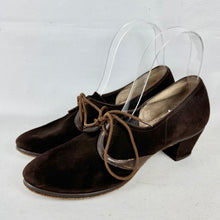 Load image into Gallery viewer, Original 1950's Brown Suede and Leather Lace Up Shoes with Low Heel - UK 4
