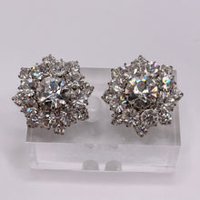 Load image into Gallery viewer, Original 1950&#39;s Claw Set Clear Paste Flower Clip-on Earrings
