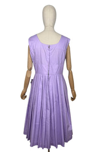 Original 1950's Carnegie Model Pale Lilac Cotton Day Dress with White Lace Detail and Bow Trimmed Pockets - Bust 38
