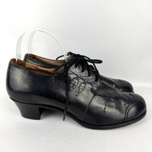 Load image into Gallery viewer, Original 1930&#39;s 1940&#39;s Inky Black Leather Lace Up Shoes with Punch Detail - UK 6 or 6.5
