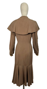 Wounded But Wearable Original American 1930’s Brown Pure Wool Coat with Huge Collar by W.M. Devitz - Bust 34 36 *