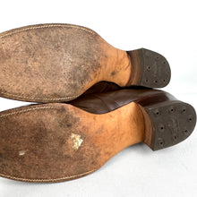 Load image into Gallery viewer, Original 1930&#39;s 1940&#39;s Warm Brown Leather Lace Up Shoes with Punch Detail - UK 6 or 6.5
