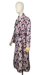 Original 1940's Novelty Print Dressing Gown - Black with Vibrant Bow Print - Bust 34 36 38