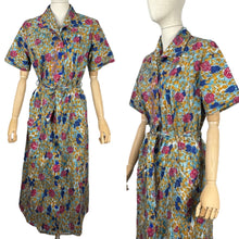 Load image into Gallery viewer, Original 1950's Bold Floral Crisp Cotton Belted Chore Dress by Banner - Blue with Pink Roses - Bust 40 *
