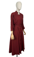 Load image into Gallery viewer, Original Late 1940&#39;s New Look &#39;A Leslie Fay Original&#39; Belted Rust Day Dress - Bust 38

