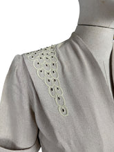 Load image into Gallery viewer, Original 1940&#39;s or 1950&#39;s Moygashel Linen Summer Suit with Beading and Soutache - Bust 34 35 *
