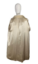 Load image into Gallery viewer, Original Late 1940's Early 1950's Cream Wool Coat with Single Button Closure - Bust 44 46
