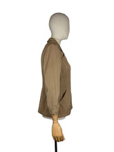 Load image into Gallery viewer, Original 1940's Camel Coloured Single Breasted Jacket - Bust 36
