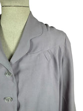 Load image into Gallery viewer, Wounded But Wearable Original Volup 1940's Crepe Blouse in Mauve - Bust 42 44
