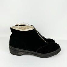 Load image into Gallery viewer, Original 1950&#39;s Morlands Fur Lined Black Suede Zip Front Winter Boots - UK 6 6.5
