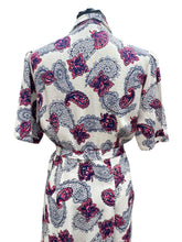 Load image into Gallery viewer, Original 1940’s CC41 Novelty Print Belted Day Dress - Bust 34 36
