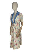 Load image into Gallery viewer, Original Petite Fitting 1940&#39;s 1950&#39;s Novelty Print Dress and Jacket Set with Palm Tree Print in Red, White and Blue Cotton Rayon - Bust 32&quot;
