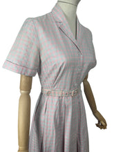 Load image into Gallery viewer, Original 1950's Crisp Cotton Belted Day Dress in Pink and Blue Plaid - Bust 36 37 *
