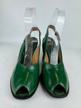 Load image into Gallery viewer, Original 1940's Palizzio New York Green Leather Sling Back Peep-toe Shoes in Original Box - UK 3 3.5 *
