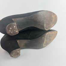 Load image into Gallery viewer, Original 1940&#39;s CC41 Black Suede Court Shoes with Brown Leather Trim - UK 5  - AS IS *
