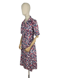 Original 1940's Red, White and Blue Cotton Chore Dress with Pockets - Great Summer Frock - Bust 36 38