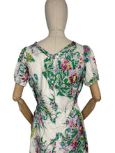 Load image into Gallery viewer, Wounded but Wearable Original 1940’s 1950’s Floppy Cotton Floral Dress - Bust 40 42
