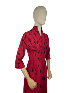 Original 1950's Red and Black Novelty Print Arrow Head Wiggle Dress by Linzi Line in Liberty of London Silk - Bust 34