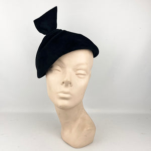 Original  Late 1930's or Early 1940’s Inky Black Felt Hat with Tab Top Trim *