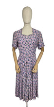 Load image into Gallery viewer, Original 1940&#39;s Novelty Print Belted Day Dress in Pink, White, Black and Blue Featuring Birds - Bust 36
