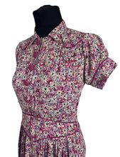 Load image into Gallery viewer, Original 1940&#39;s CC41 Ditsy Floral Crepe Day Dress - Very Petite - Bust 32
