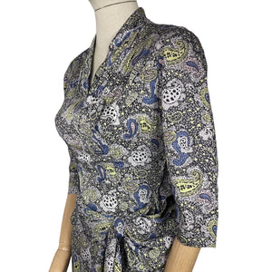 Original 1940’s 1950's Paisley Print Day Dress by Rembrandt - Artificial Silk - Bust 34 *