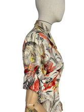 Load image into Gallery viewer, Original Late 1940&#39;s or Early 1950&#39;s CC41 Belted Zip Fronted Bold Floral Dress in Taffeta - Bust 36 38

