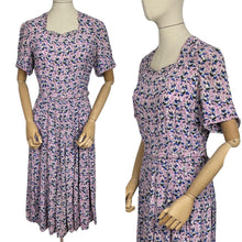 Load image into Gallery viewer, Original 1940&#39;s Novelty Print Belted Day Dress in Pink, White, Black and Blue Featuring Birds - Bust 36
