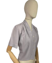 Load image into Gallery viewer, Wounded But Wearable Original 1940&#39;s Lavender Blue Crepe Blouse with Embroidered Front - Bust 38 *
