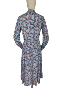 Original 1940’s Long Sleeved Silk Crepe Day Dress with Glass Buttons in Pink, Purple and Blue Abstract Print - Bust 36 38 *