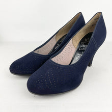 Load image into Gallery viewer, Original 1940's 1950's Deadstock Blue Suede Court Shoes with Punch Detail  - UK 4.5

