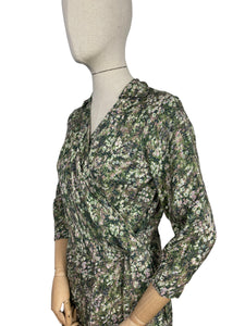 Original 1950's Silk Floral Day Dress in Green - Bust 38 *