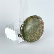 Load image into Gallery viewer, Vintage Sterling Silver Green and Pink Moss Agate Brooch
