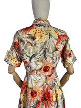 Load image into Gallery viewer, Original Late 1940&#39;s or Early 1950&#39;s CC41 Belted Zip Fronted Bold Floral Dress in Taffeta - Bust 36 38
