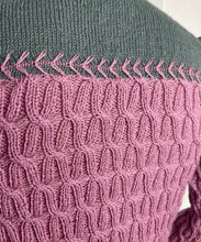 Load image into Gallery viewer, 1940&#39;s Reproduction Hand Knitted Long Sleeved Cable Jumper with Neat Collar in Mauve Pink and Ginseng Grey - Bust 34
