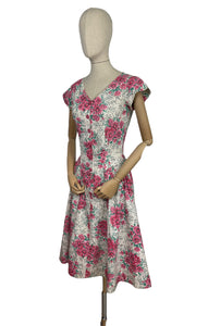 Original 1950's Charming Floral Cotton Day Dress in Pink and Green Print on White - Bust 33 34 *