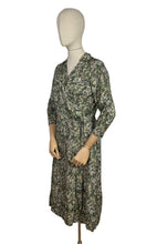 Load image into Gallery viewer, Original 1950&#39;s Silk Floral Day Dress in Green - Bust 38 *
