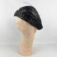 Load image into Gallery viewer, Original 1930&#39;s Black and White Lacquered Raffia Hat with Feather Trim
