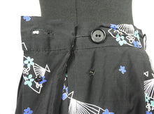 Load image into Gallery viewer, 1950s Black Cotton Novelty Print Skirt with Fans - W27 28
