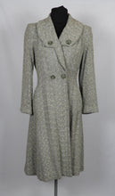 Load image into Gallery viewer, 1940s Fit and Flare Princess Coat - B37
