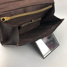 Load image into Gallery viewer, 1930s 1940s Brown Leather Clutch Bag
