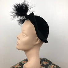 Load image into Gallery viewer, Original 1920s or 1930s Black Fur Felt and Ostrich Feather Hat - Deco - Flapper
