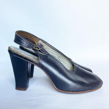 Load image into Gallery viewer, Original 1940s Brevitt Navy Leather Sling Back Peep Toe Shoes - UK 3 3.5 *

