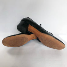 Load image into Gallery viewer, Original 1940s American Black Leather Lace Up Shoes - UK 7

