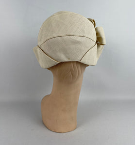 Original 1920's 1930's Fine Straw Cloche Hat in Cream - Perfect For Summer