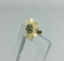 Load image into Gallery viewer, Vintage 1930s 1940s Tiny Carved Edelweiss Brooch
