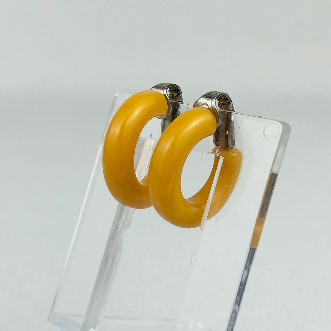 Vintage Yellow Bakelite Clip On Earrings