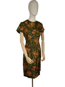 Original 1950's Fine Silk Dress in Green and Brown Autumnal Print - Stylish Piece - Bust 35 36