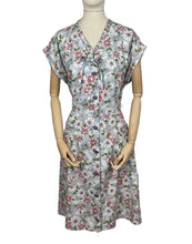 Load image into Gallery viewer, Original Volup 1950&#39;s Kenrose Grey Cotton Dress with Pink and White Floral - Bust 40 42 *
